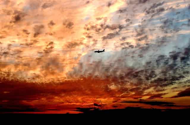 头左后面神经疼怎么回事